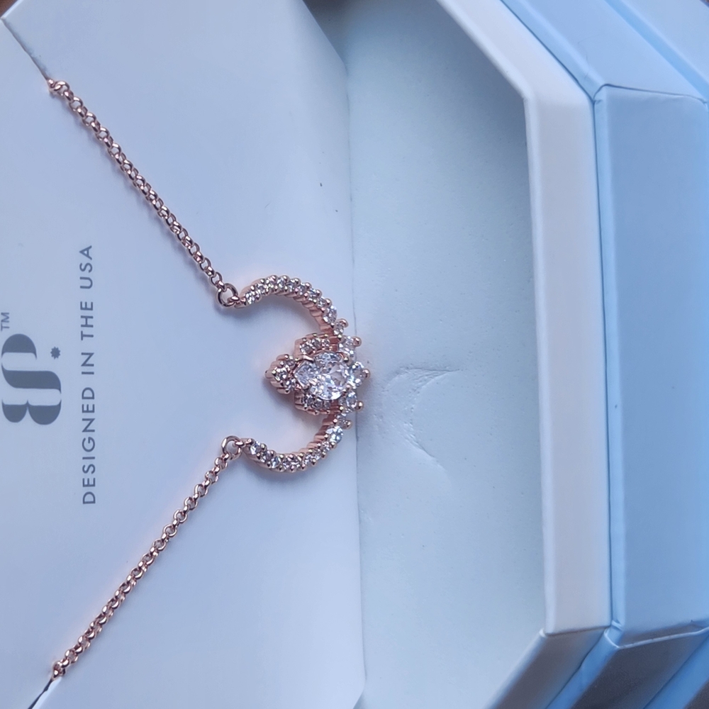 Elegant Rose Gold Necklace with Crystal Pendant